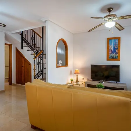 Beautiful 3 Bed In Сasa de vacaciones