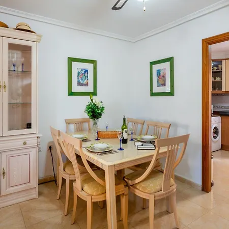 Beautiful 3 Bed In Torrevieja