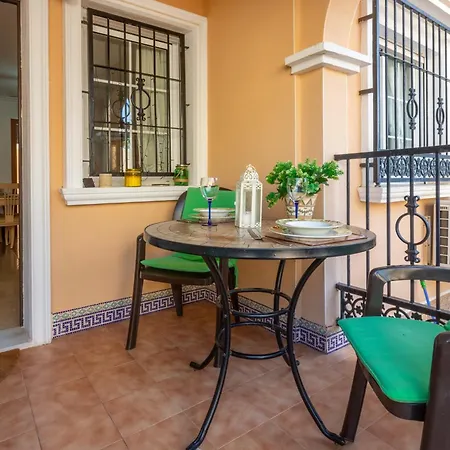 Сasa de vacaciones Beautiful 3 Bed In *