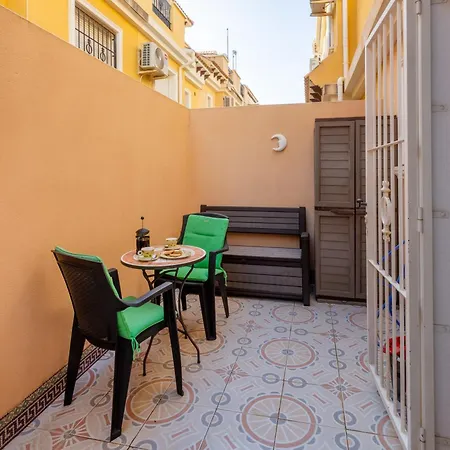 Beautiful 3 Bed In * Torrevieja